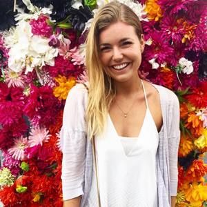 Meet your Posher, Julia